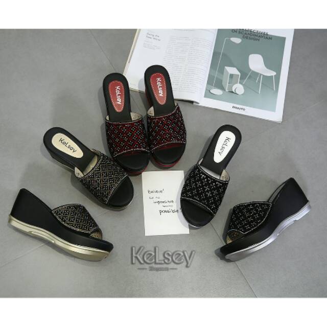 Sandal wedges kelsey batik 8111-20