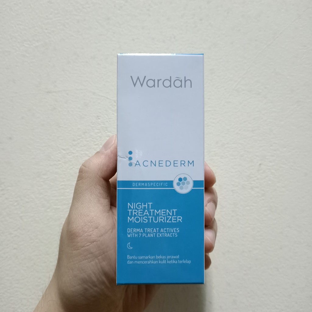 Wardah Acnederm Series