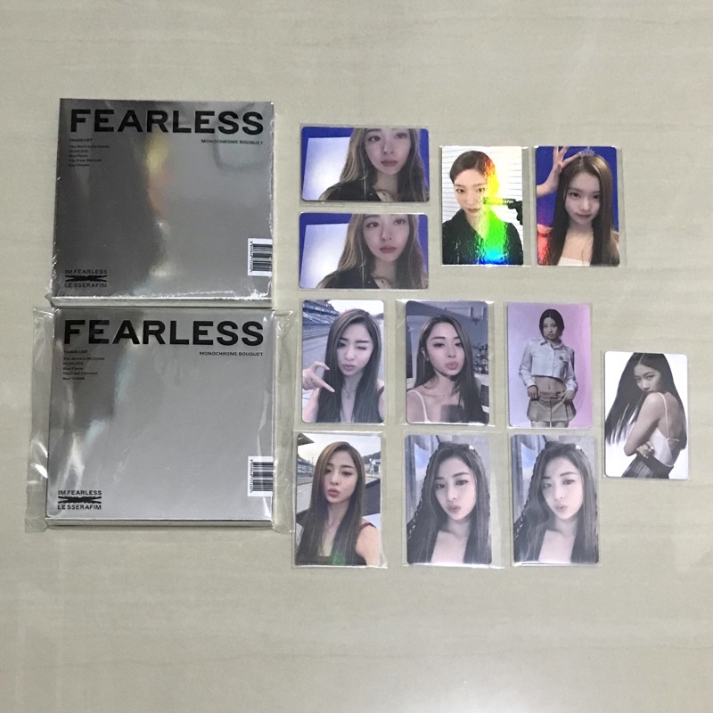 [READY STOCK] LE SSERAFIM FEARLESS MONOCHROME BOUQUET ALBUM PHOTOCARD PC BENEFIT WEVERSE HOLO NAVER 