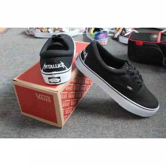 SEPATU VANS AUTHENTIC FULL BLACK HITAM POLOS WHITE PUTIH OLDSKOOL ERA SK8 PREMIUM BNIB ICC IFC DT