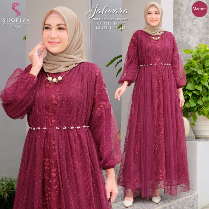 JAHWARA &amp; FAARIHA Maxi Dress Brokat Ori by Shofiya