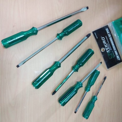 Tekiro Obeng Tembus Gagang Hijau Set 7 Pcs Ketok