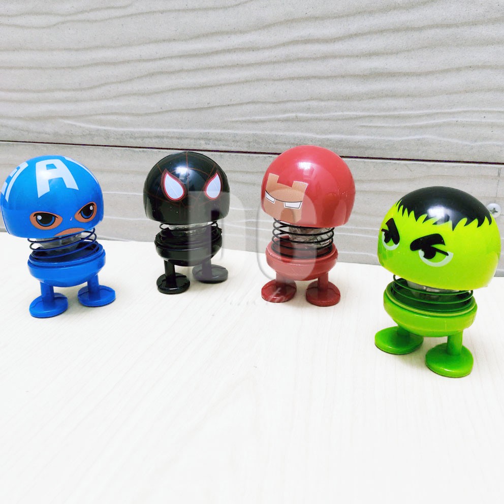 Boneka Per Avengers Spring Doll Superhero Pajangan Dashboard Mobil Boneka Goyang Karakter