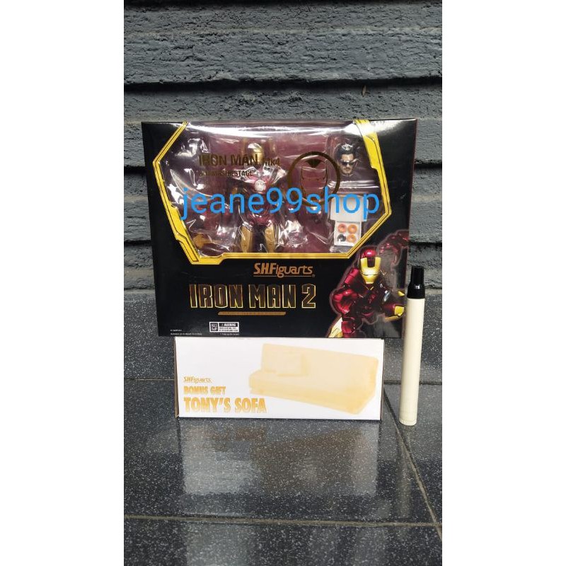 Shf iron man mark 4 tony stark bonus sofa new misb
