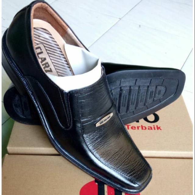 Sepatu Pantofel Kulit Devano 508