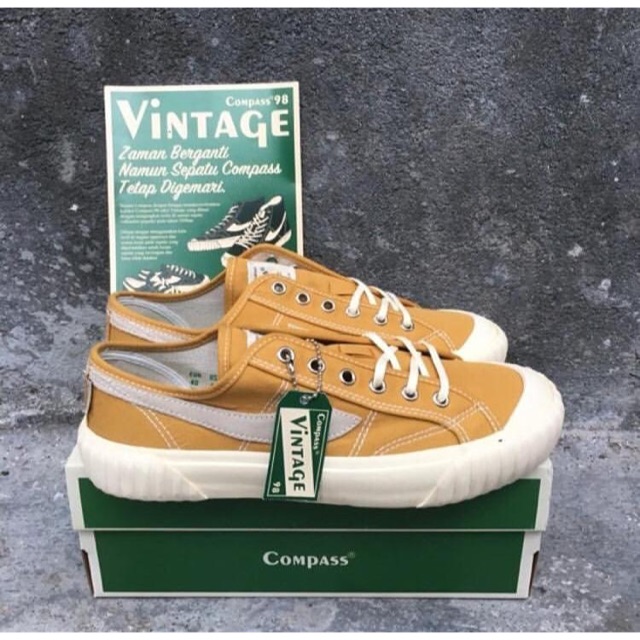 Compass Vintage Low Mustard 41