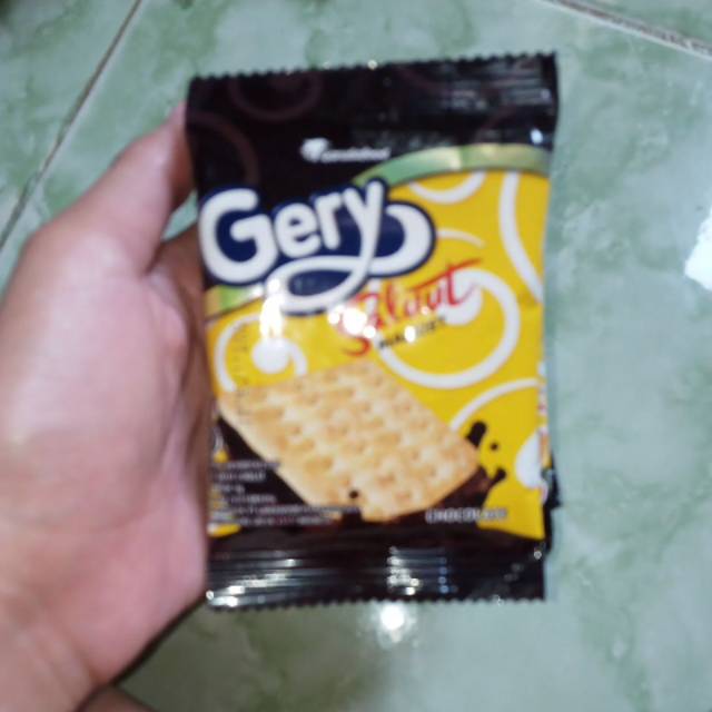 

Gery saluuu