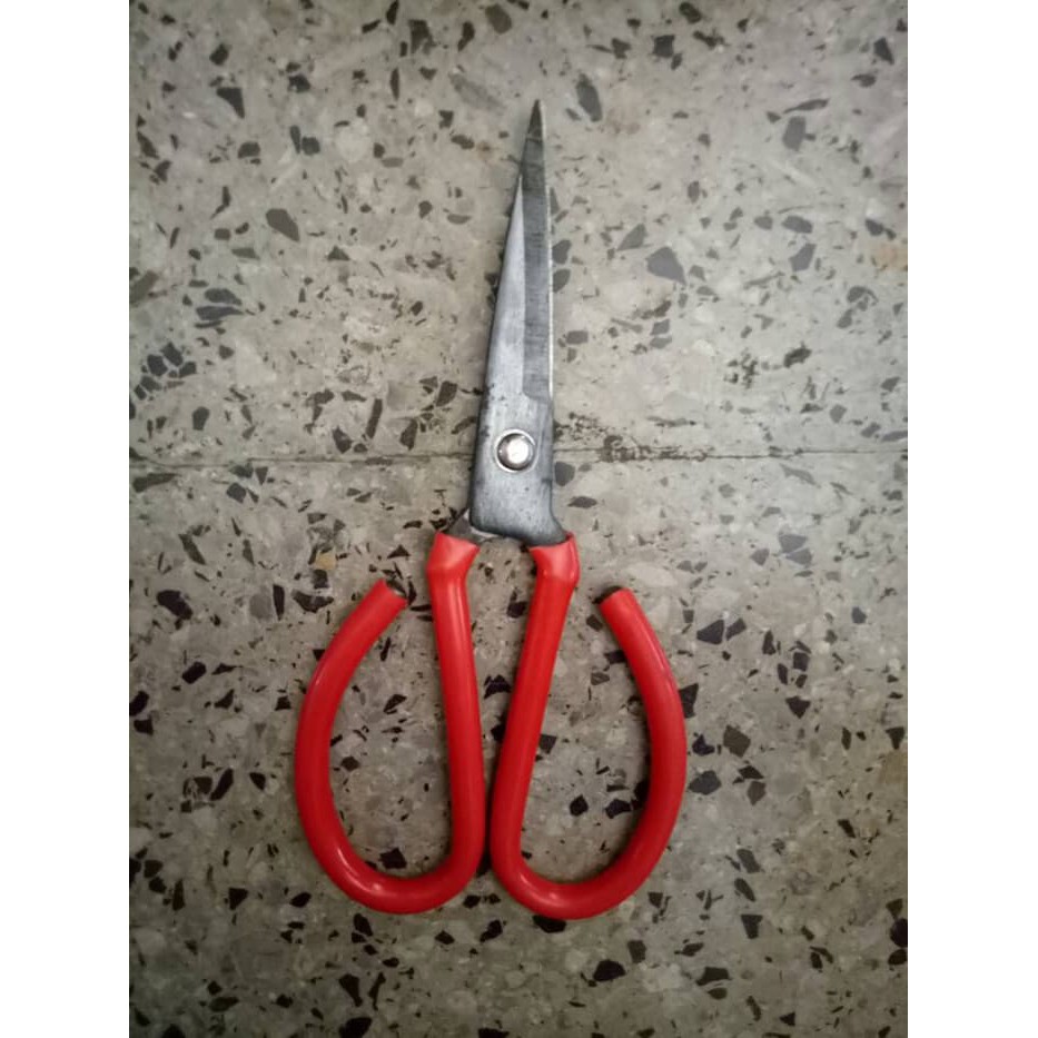 

Dijual gunting serbaguna terakhir
