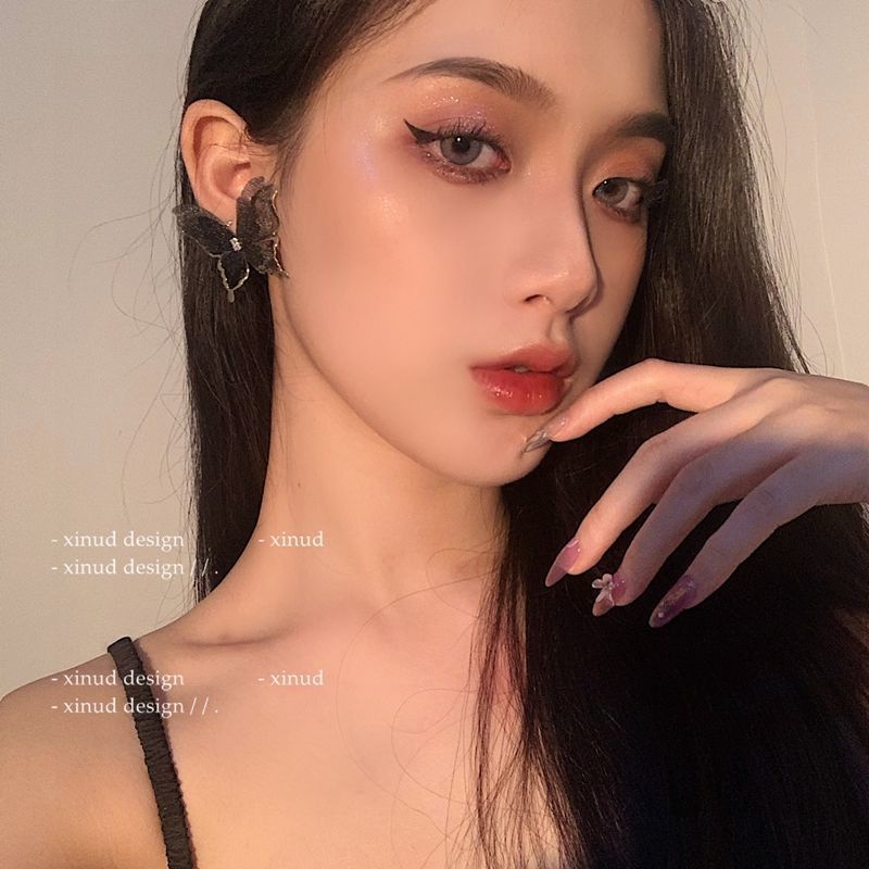 Super fairy ~ Biyi Shuangfei baru double layer benang sutra kupu-kupu anting-anting hollow desain se