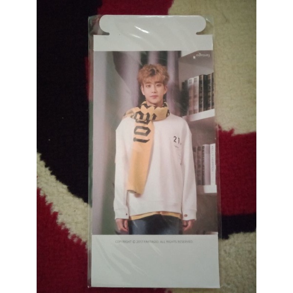 Official Standae MJ ASTRO