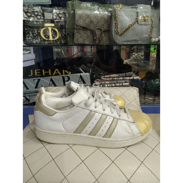 Adidas superstar