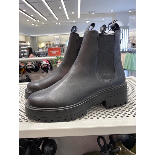 Sepatu chelsea boots HnM