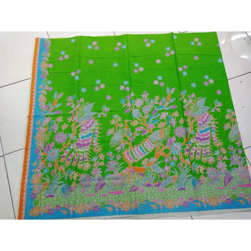kain batik katun solo dasar hijau merak