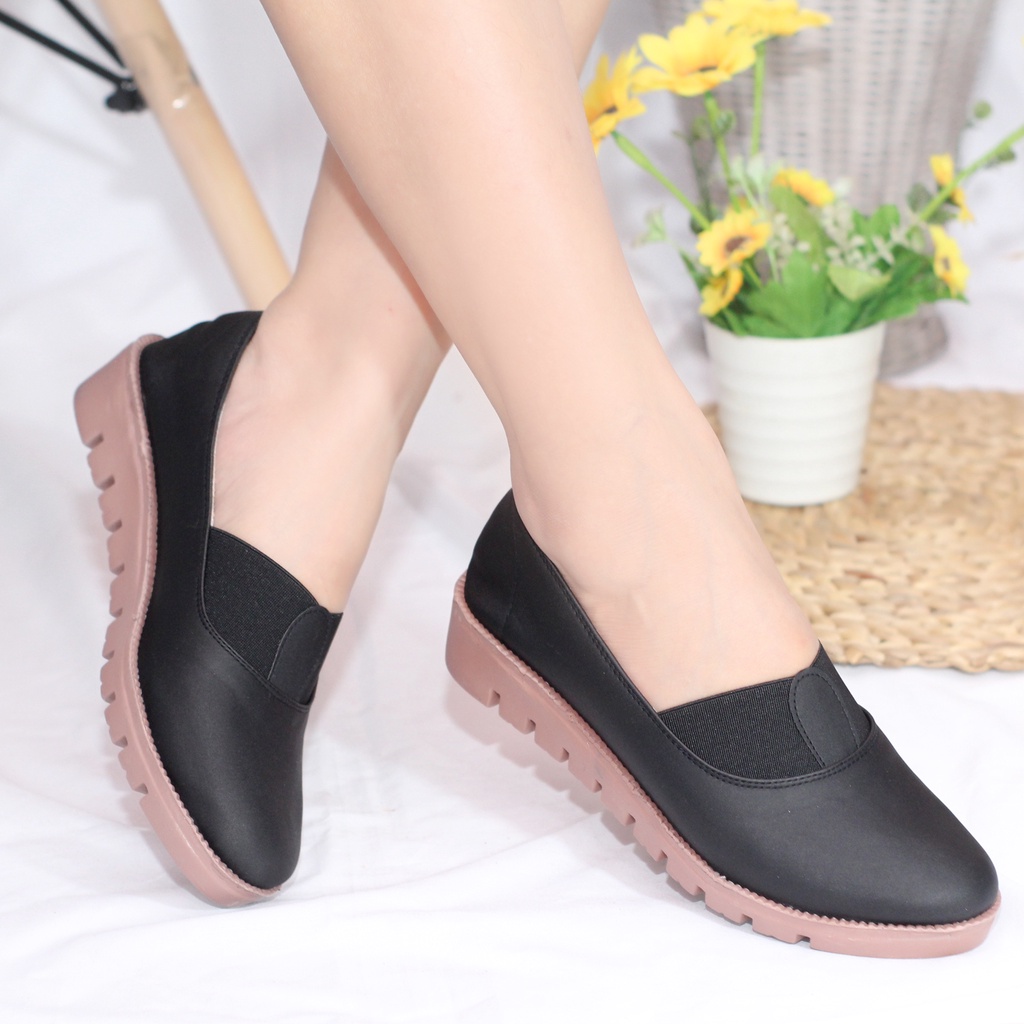 Milicca Sepatu Wanita Slip on Rizkia Kasual