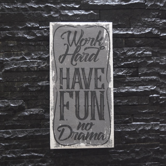 

Poster vintage bermedia gambar kanvas dengan kualitas tinggi bertuliskan kata2 motivasi yang baik