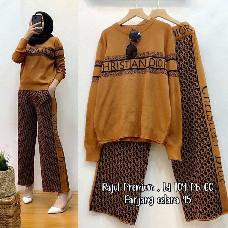 setelan christian dior