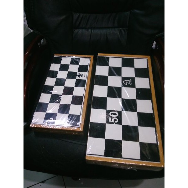 Paling Murah        Catur  Besar kayu 50×25