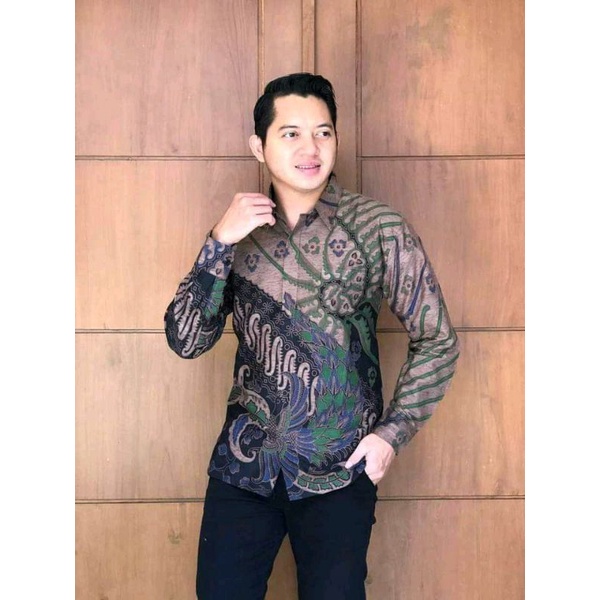 kemeja batik solo trendy