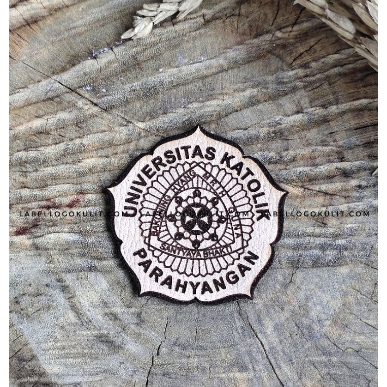 Label Custom Nama dan Logo dari Label Kulit Sapi Asli VEGTAN Ramah Lingkungan ukuran Persegi