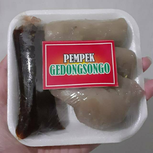

Pempek gedong songo