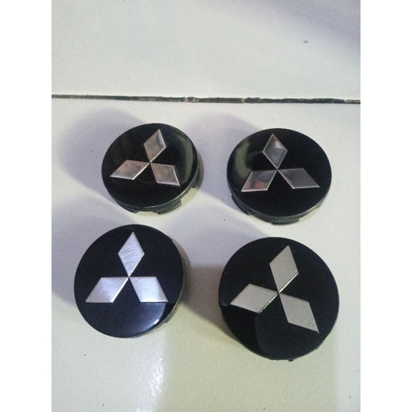 Tutup dop velg center mitsubishi 6 cm