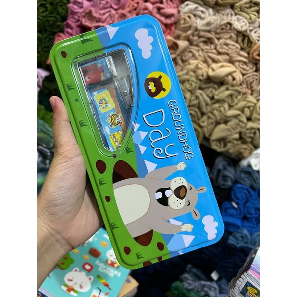 

Tempat pensil Graundogday