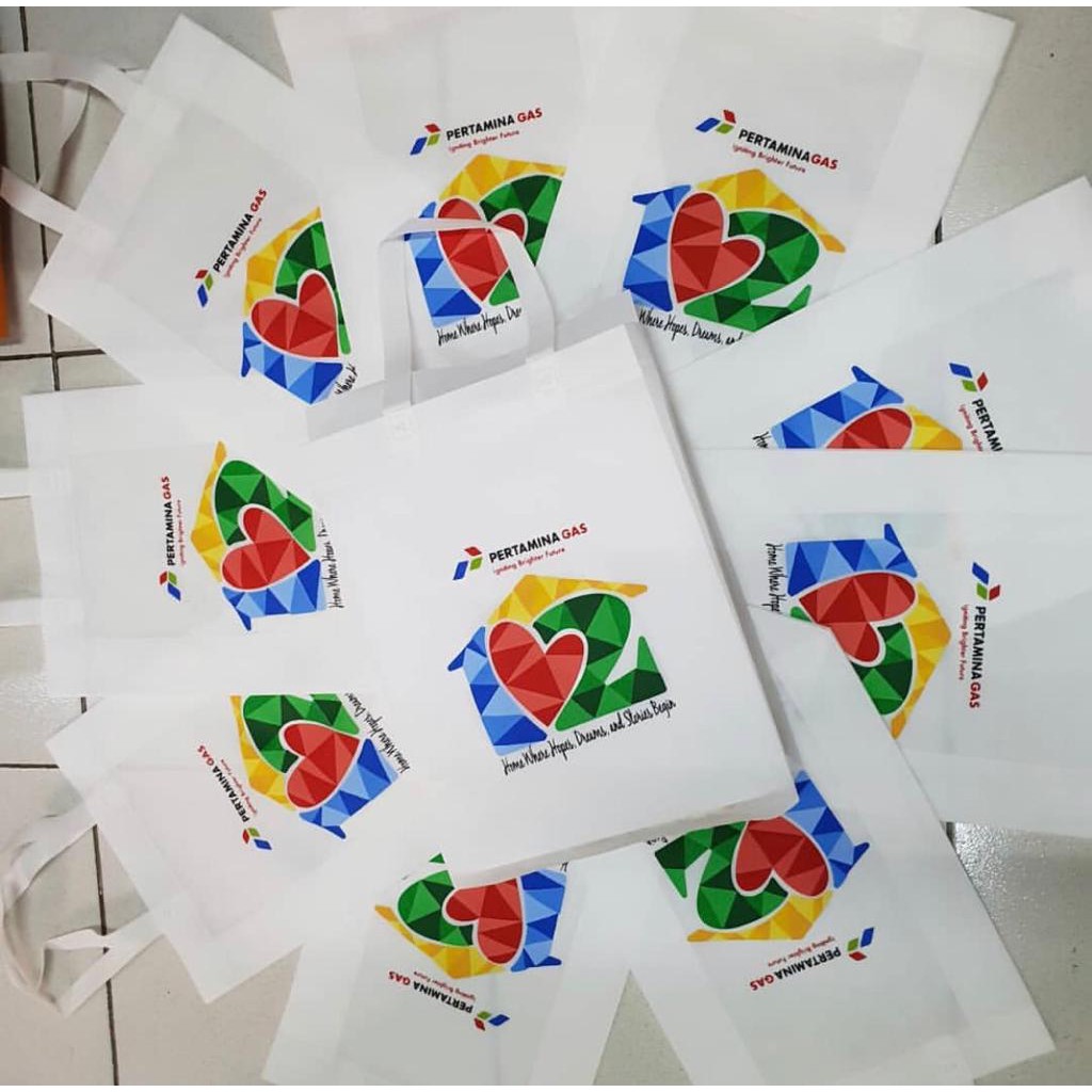 

GOODIE BAG (TLS 38 x 45) TAS SPUNBOND TAS CUSTOM SOUVENIR TAS EVENT