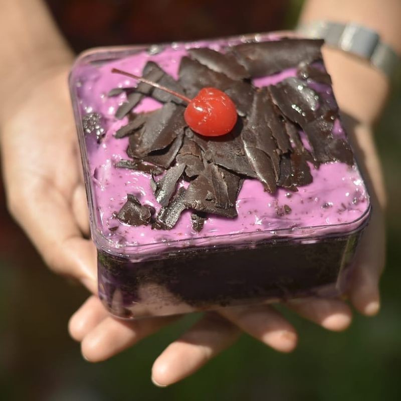 

dessertbox taro