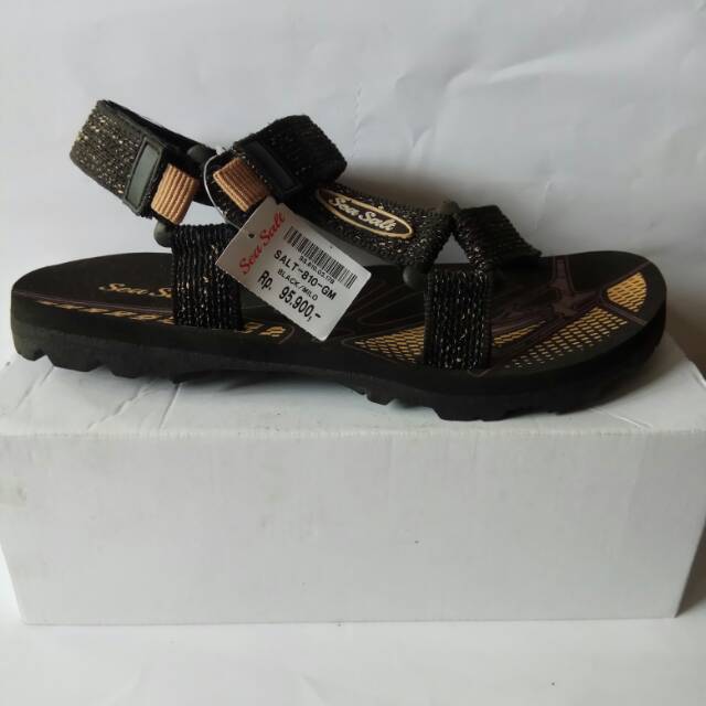 Sandal gunung sea salt