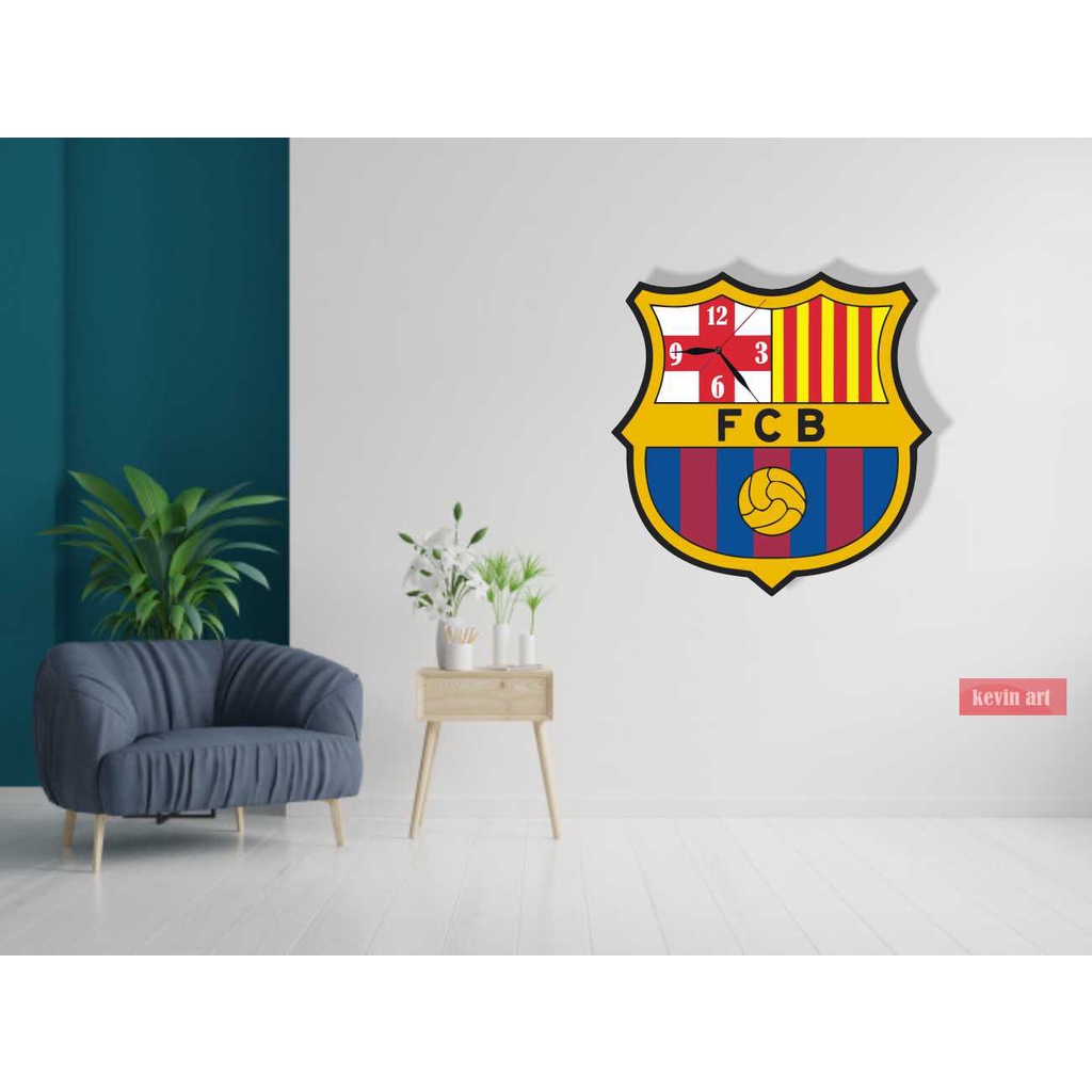 JAM DINDING KAYU UNIK MURAH ARTISTIK VINTAGE KARAKTER GAMBAR LOGO BARCELONA