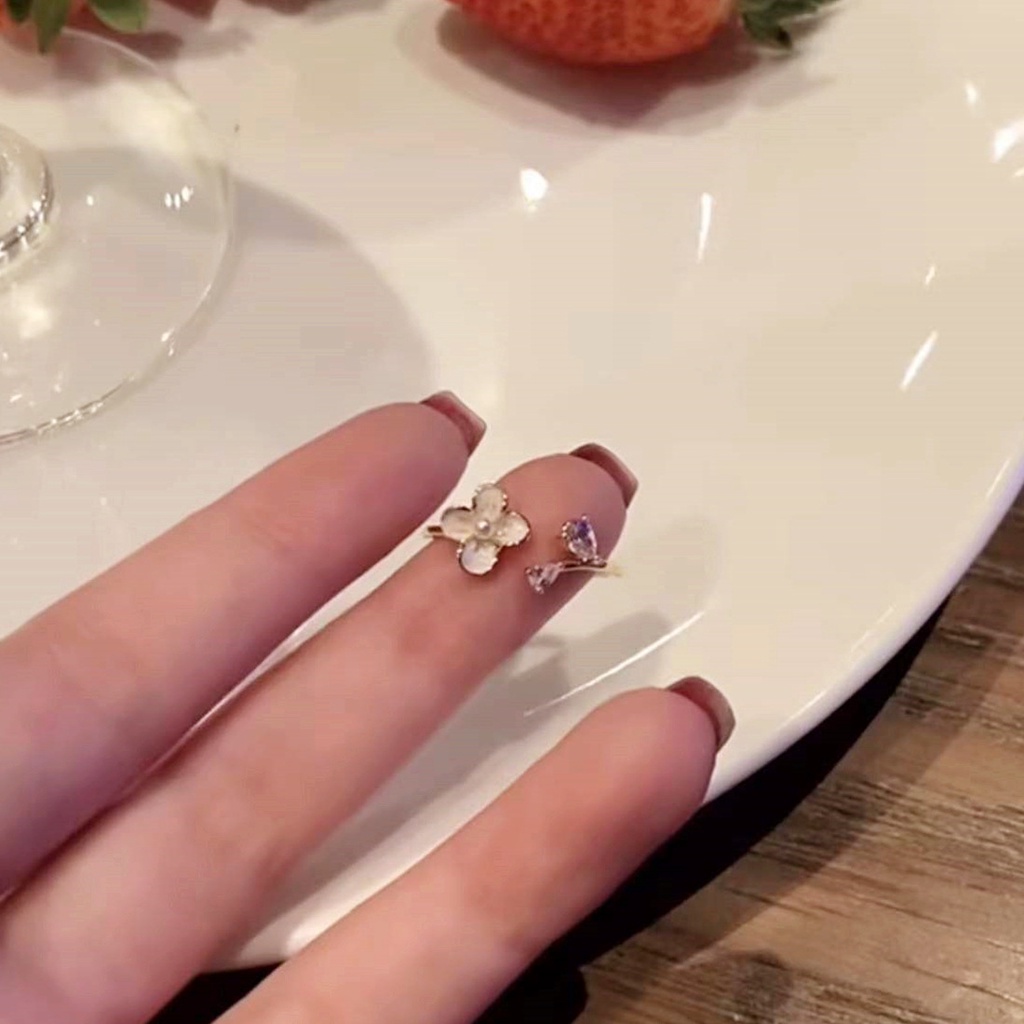 Cincin Jari Telunjuk Model Terbuka Dapat Disesuaikan Desain Bunga Aksen Mutiara Berlian Imitasi Gaya Korea Untuk Wanita