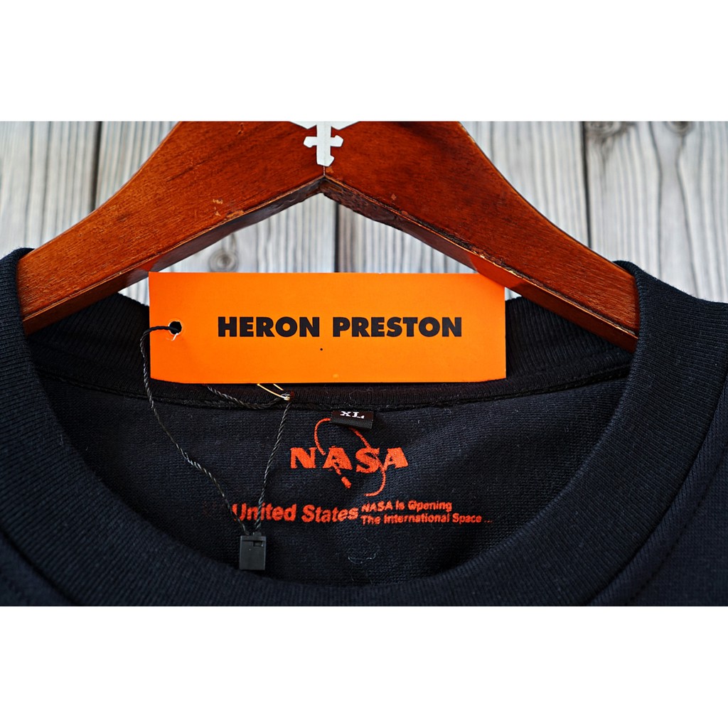 (Bisa bayar di tempat) jaket nasa crewneck heron preston / jaket nasa premium ori