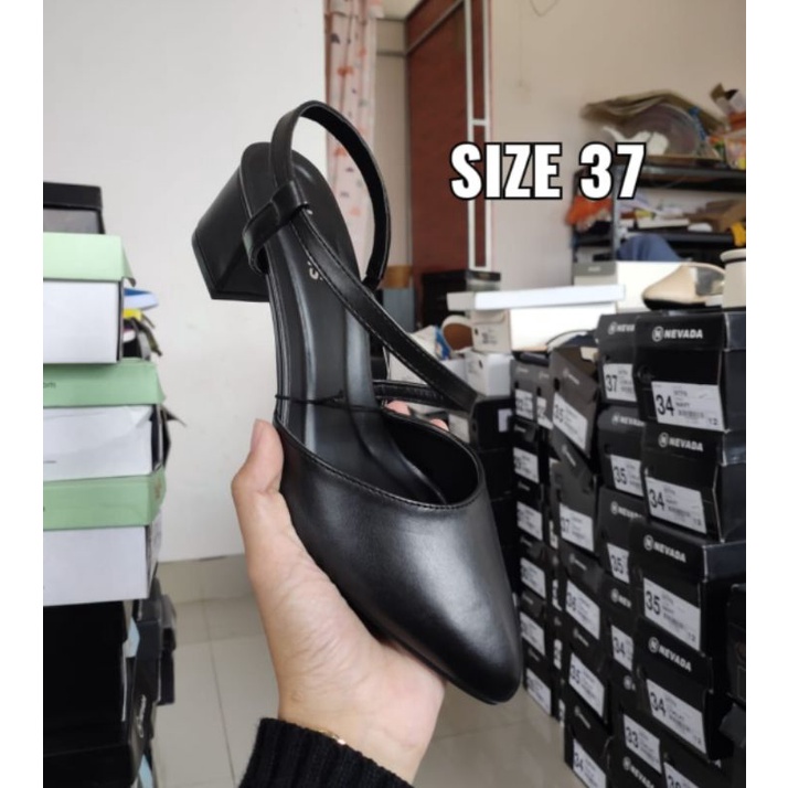 Sandal Details Heels Pesta / Kondangan Wanita