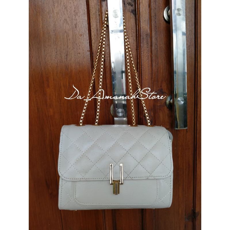 TAS RANTAI EMBOS  CHELSY TERMURAH TERLARIS WARNA HITAM