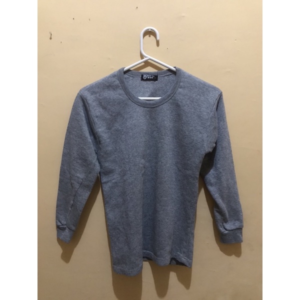 Crewneck preloved sweater second cewek