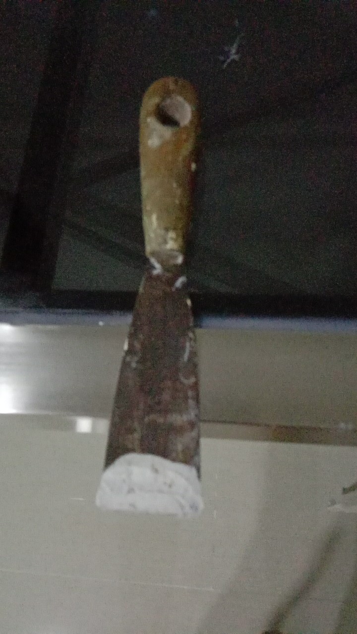 Kuas Cat Tembok 2 Inci Merek Tembok - Kuas Cat Tembok