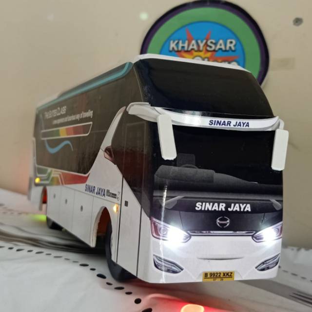 Miniatur Bus bis suite class sinar jaya SR2  Plus lampu