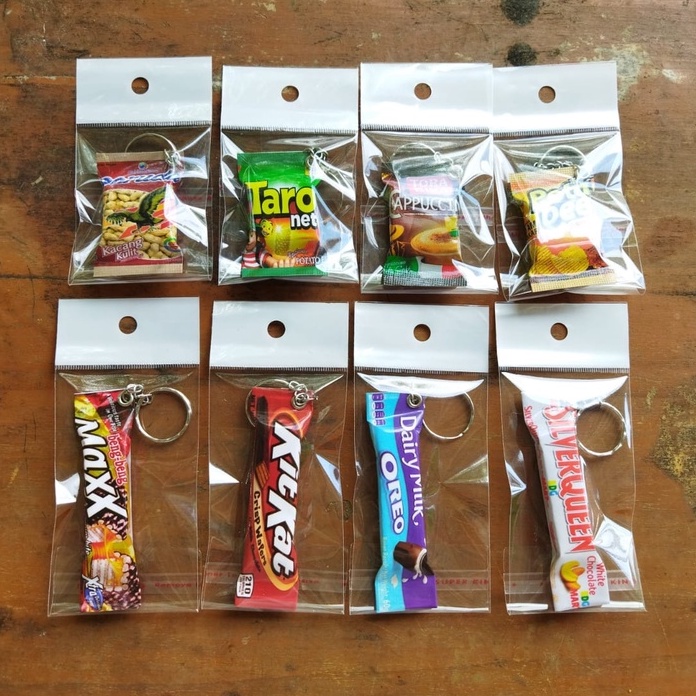 GANCI + PLASTIK Gantungan Kunci Unik Lucu Miniatur Snack Makanan Minuman Custom Lucu Souvenir Pesta Pernikahan Keren-4