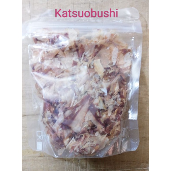 

Katsuobushi / katsuboshi / ikan cakalang serut / bonito flakes 25 gr Depok