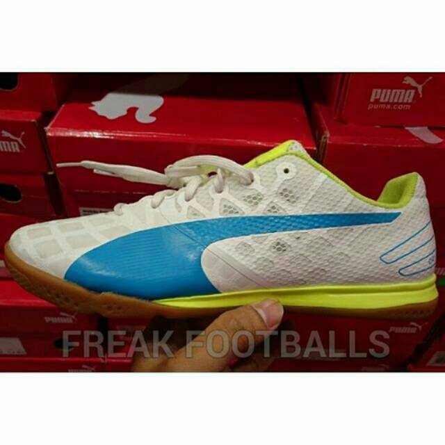 Sepatu Futsal Specs Puma Evospeed Sala 3.4 White Original Termurah
