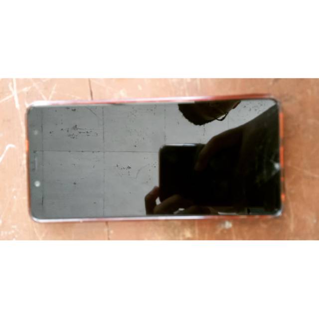 Xiaomi Redmi Note 5 4/64 Gb Second + Minus Kaca Retak Bagian Bawah Tapi Gax Ngaruh