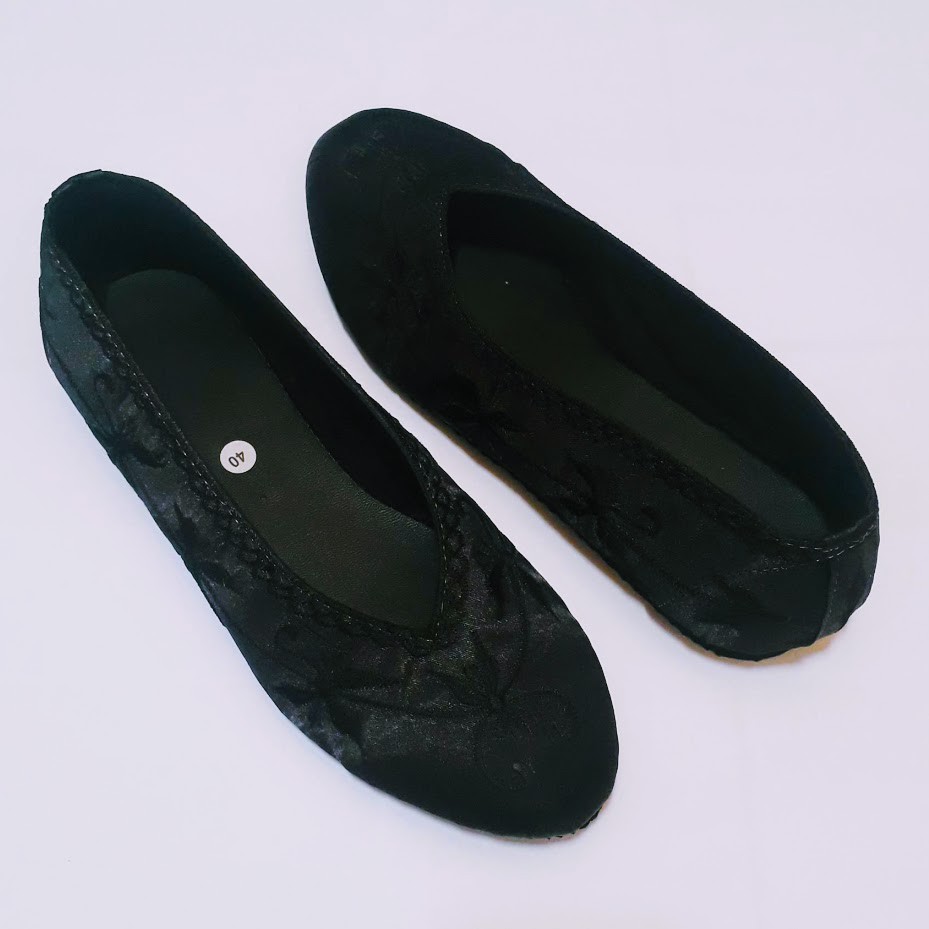 etnik fashion sepatu wanita flat slip on bordir polos hitam