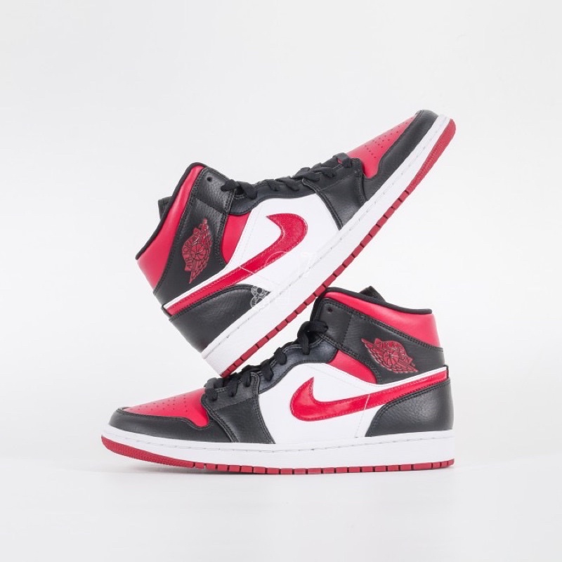 Air Jordan 1 Mid Bred Toe