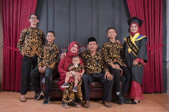 Kemeja Batik Pria Lengan Panjang Motif Kecipir