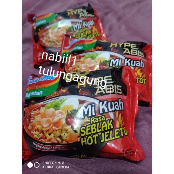 

Indomie mi kuah rasa seblak hot jeletot