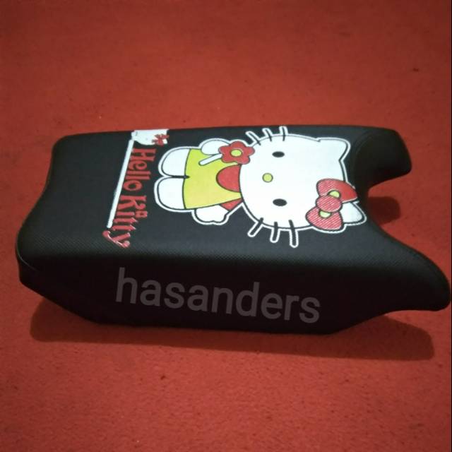 Jok boncengan anak mio m3 hello kitty