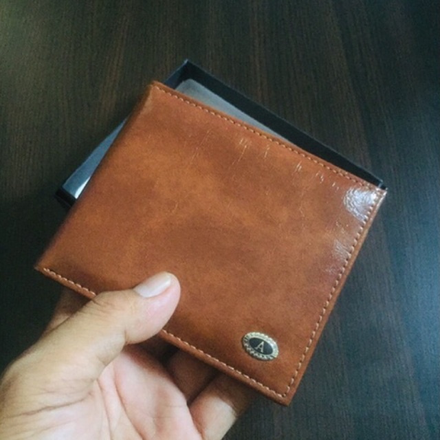 dompet pria model lipat biasa logo bahan sintetis lokal crom #dompet #dompetlipat #dompetpria #dompetcowok #dompetlokal