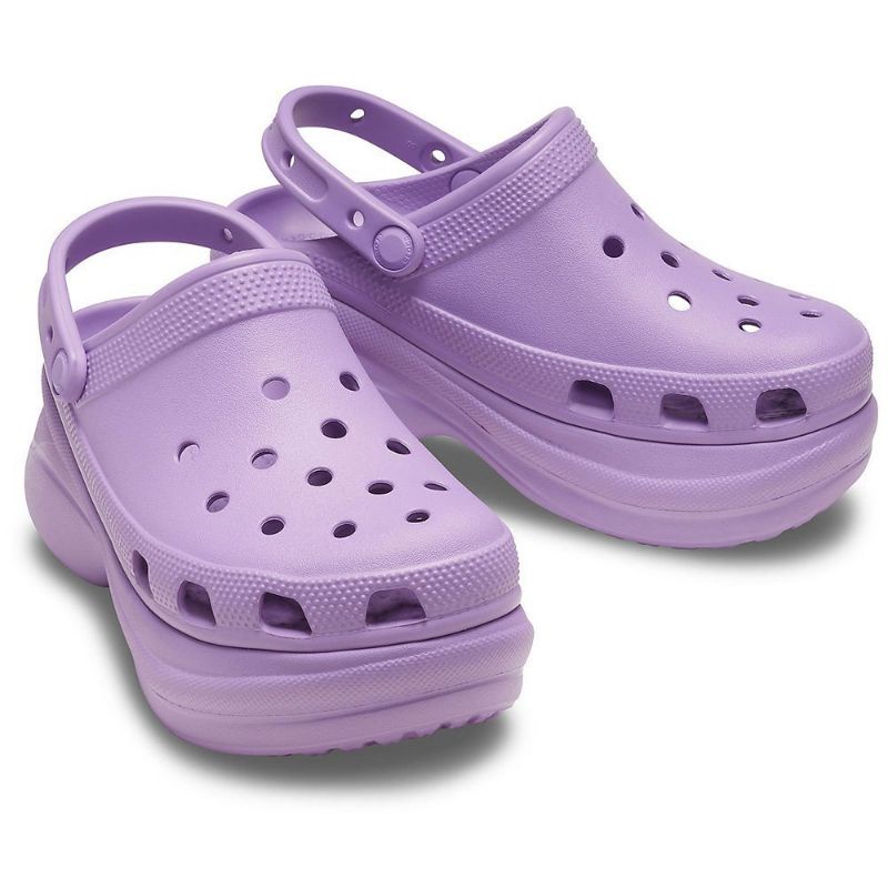 Crocs Bae Clog / Crocs Hak Tingg / Crocs Wedges / Crocs Wanita / Sepatu Wanita / Sandal Crocs Wanita / Sandal Wedges / Sandal Hak / Crocs Hak / Crcocs Platform / Crocs Bae / Crocs Hak Tinggi / Sepatu Sandal Wanita