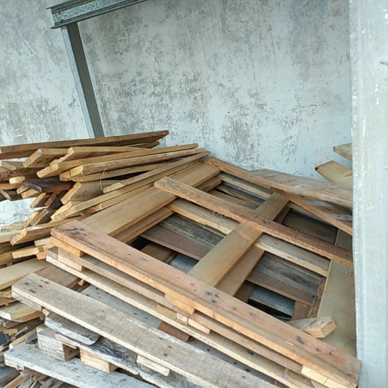 

packing kayu panel surya 100wp/120wp