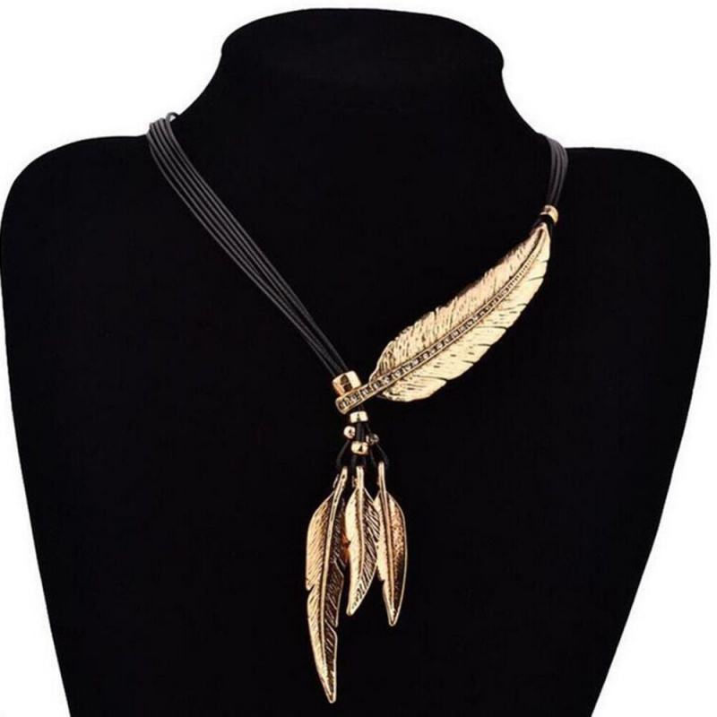 Kalung Rantai Klavikula Multi Layer Liontin Daun Bulu Pohon Bahan Stainless Steel Untuk Wanita
